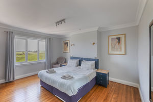 Photo 13- click for photo gallery